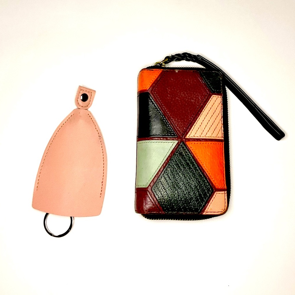 Fossil Wallet & Keychain Protector Bundle